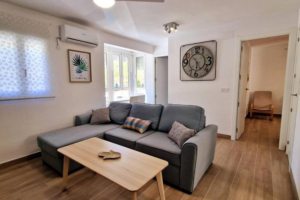 Moderno Zona Nervion. Wifi/ac Apartamento Sevilla