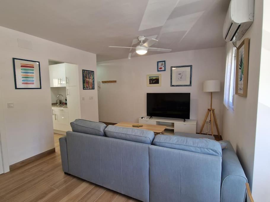 Moderno Zona Nervion. Wifi/ac Apartamento