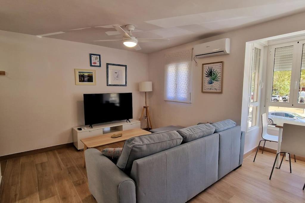 Moderno Zona Nervion. Wifi/ac Appartement *